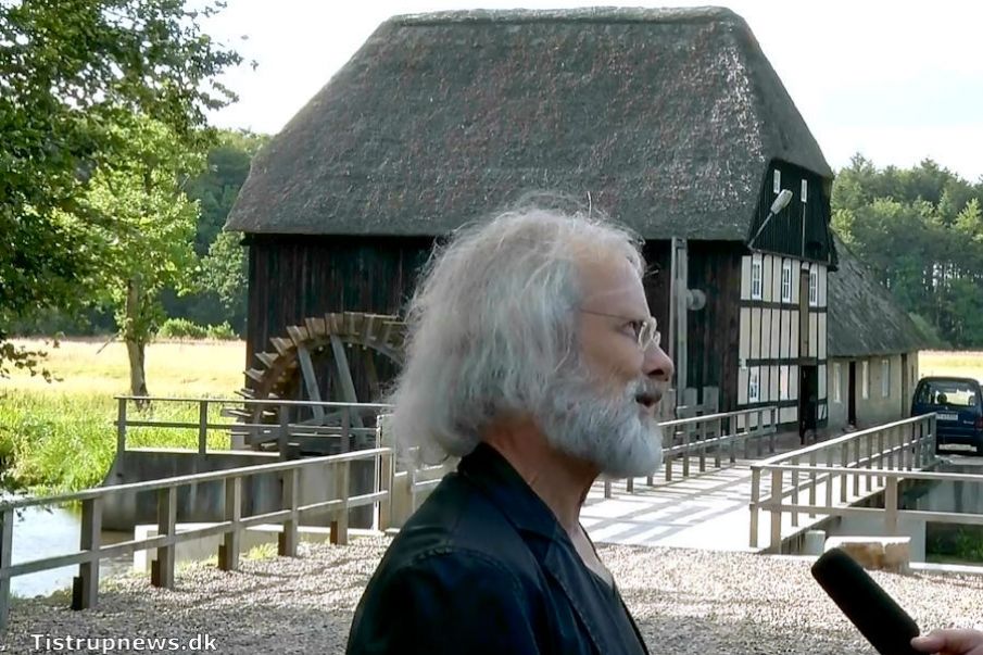 Indslag med Arkitekt Steffen M. Søndergaard, som stod bag restaurering af Nørholm Vandmølle.